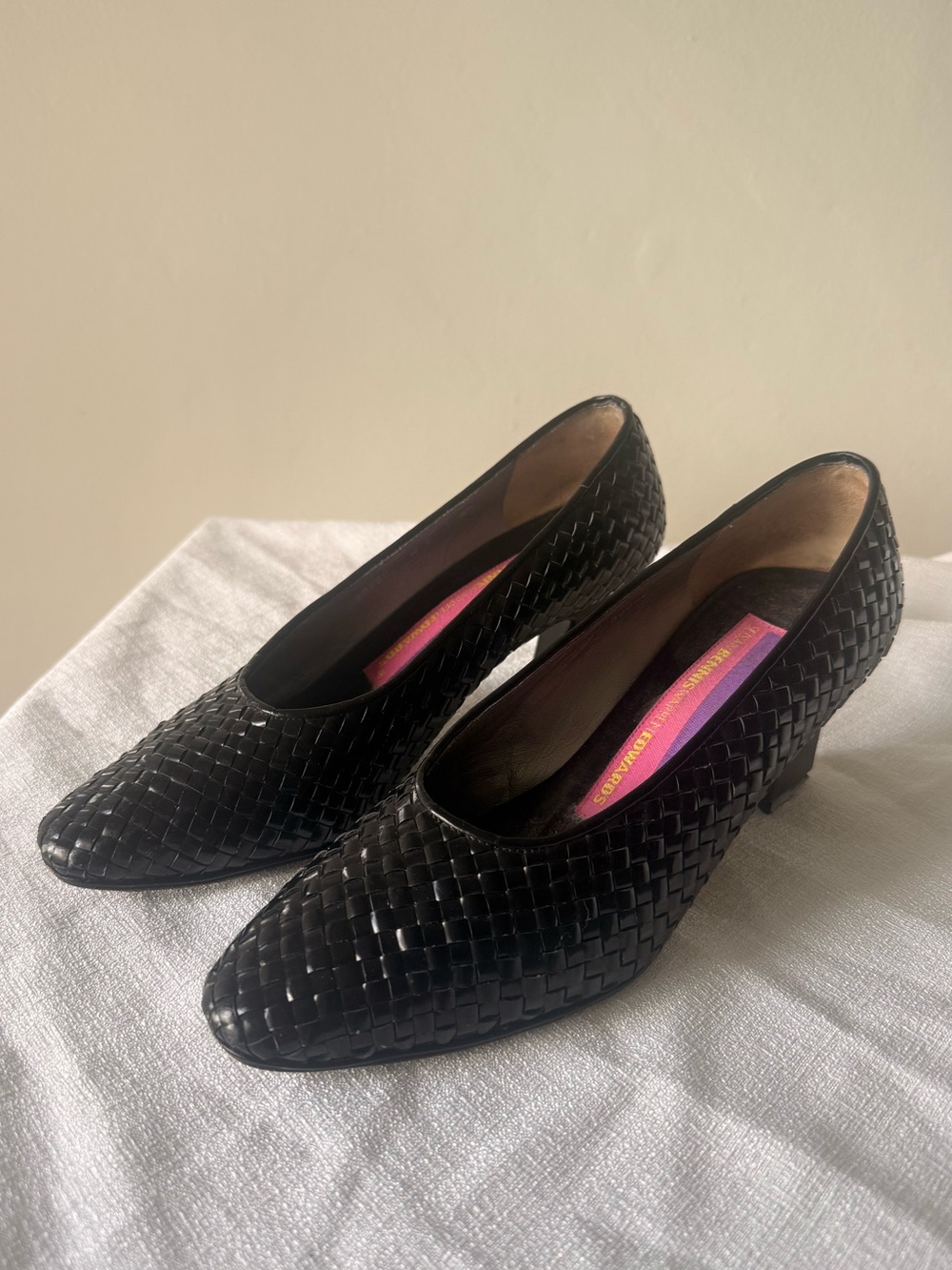 Susan Bennis/Warren Edwards Black Woven Leather Pumps